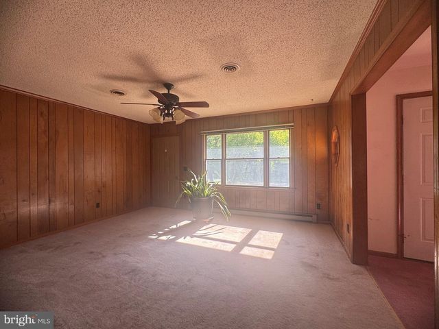 10280 LOG CABIN RD, Denton, MD 21629