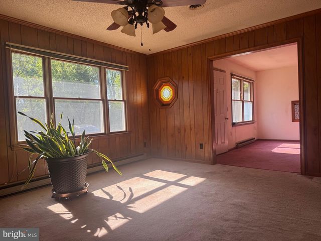 10280 LOG CABIN RD, Denton, MD 21629