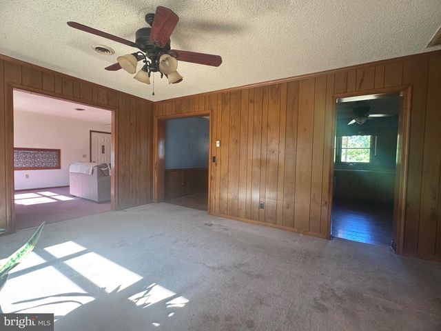10280 LOG CABIN RD, Denton, MD 21629