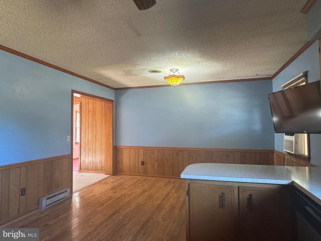 10280 LOG CABIN RD, Denton, MD 21629