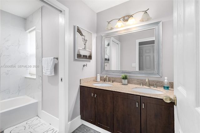 14972 SW 50th Ct, Davie, FL 33331