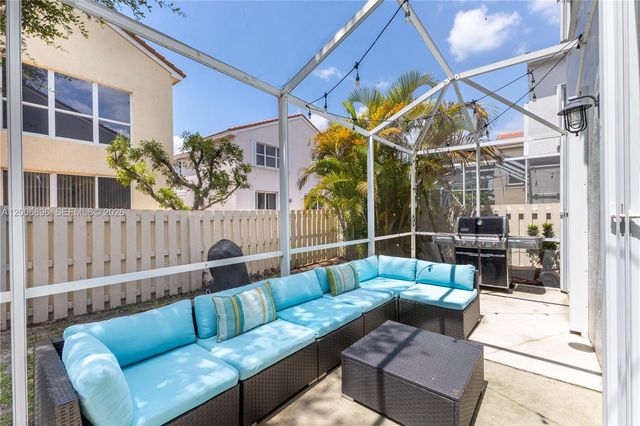 14972 SW 50th Ct, Davie, FL 33331