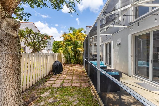 14972 SW 50th Ct, Davie, FL 33331