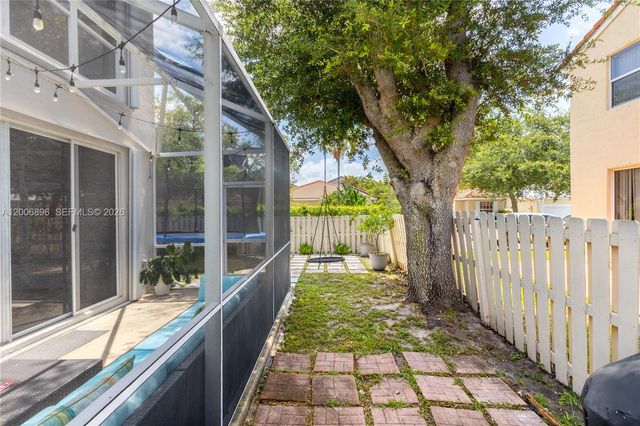 14972 SW 50th Ct, Davie, FL 33331