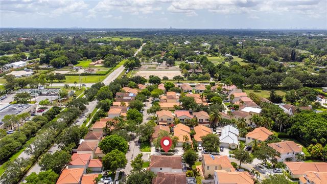 14972 SW 50th Ct, Davie, FL 33331