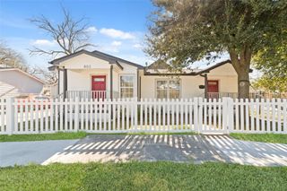 802 E 33rd Street, Houston, TX 77022