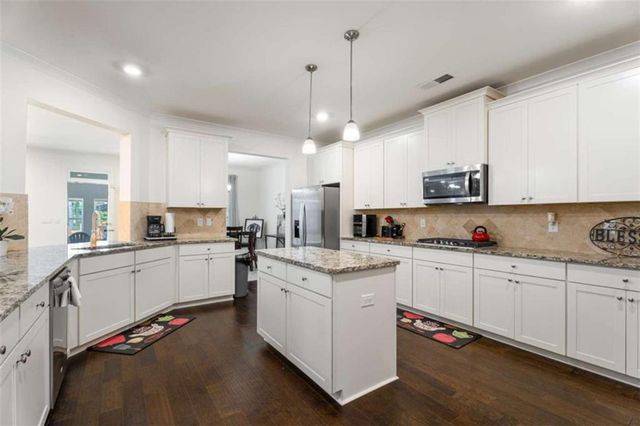 845 Graeme Drive, Mcdonough, GA 30252