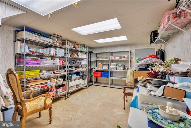 905 KNOLL CT, Moorestown, NJ 08057