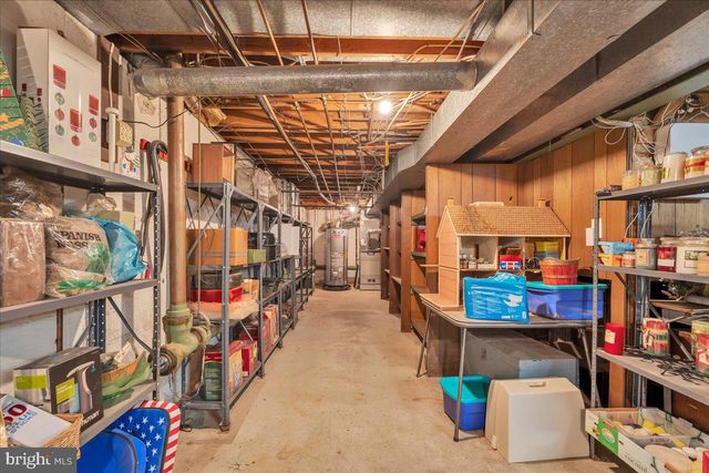 905 KNOLL CT, Moorestown, NJ 08057