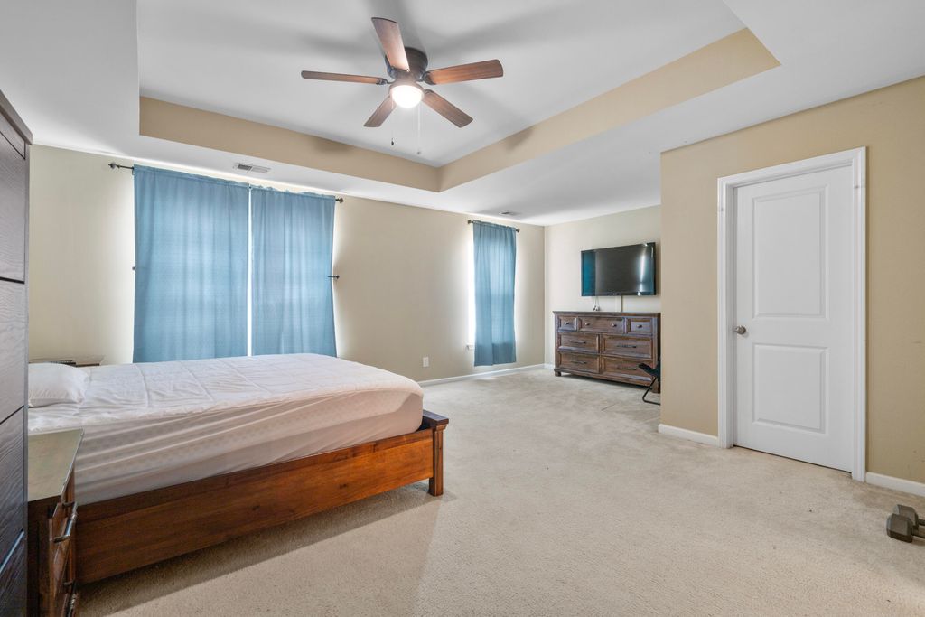 Image 17 of property listing at 107 Rawlins Drive, Summerville, SC 29485