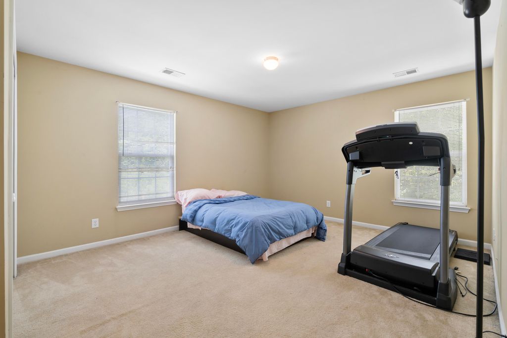 Image 21 of property listing at 107 Rawlins Drive, Summerville, SC 29485