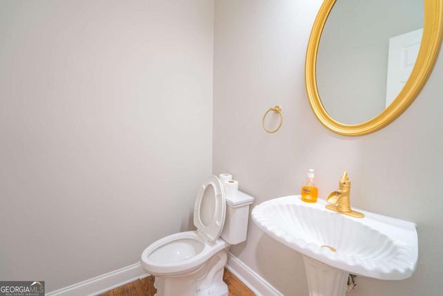 3819 Meandering Way SW, Lilburn, GA 30047