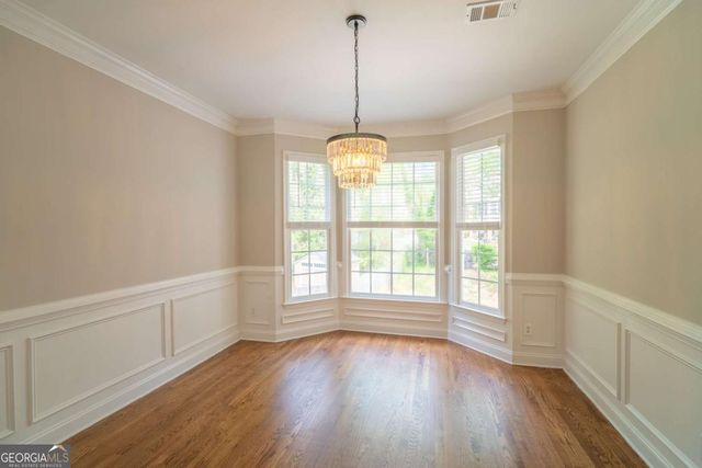 3819 Meandering Way SW, Lilburn, GA 30047