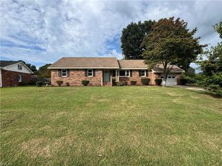 533 Beauregard DR, Chesapeake, VA 23322