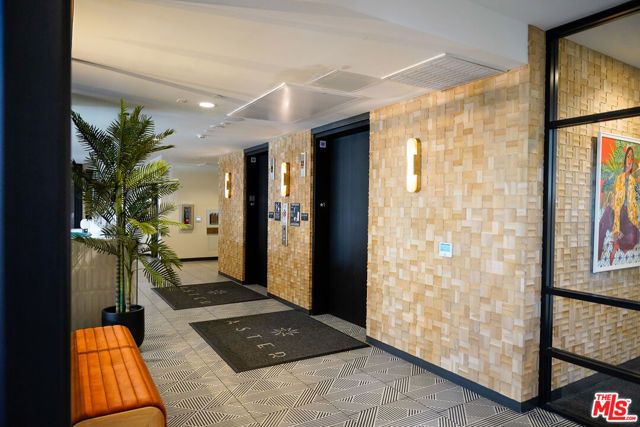 250 E Broadway 401, Long Beach, CA 90802