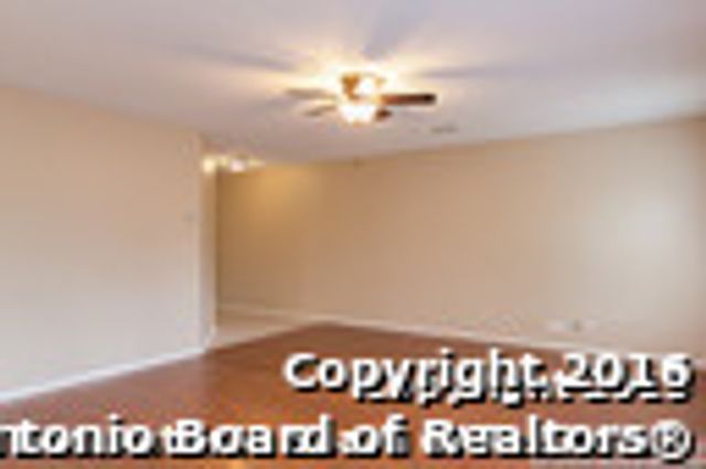 8251 SUNSHINE TRAIL DR, San Antonio, TX 78244