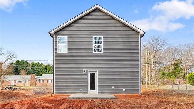 295 Lindbergh Street, Winston-salem, NC 27104