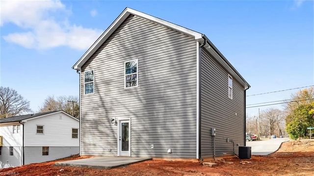 295 Lindbergh Street, Winston-salem, NC 27104