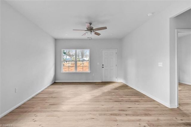 295 Lindbergh Street, Winston-salem, NC 27104