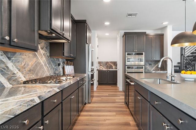 12122 Pink Sunrise Street, Las Vegas, NV 89138