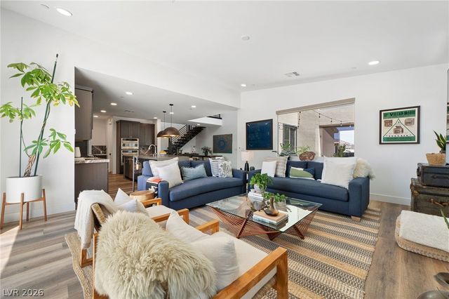 12122 Pink Sunrise Street, Las Vegas, NV 89138