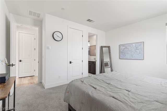 12122 Pink Sunrise Street, Las Vegas, NV 89138