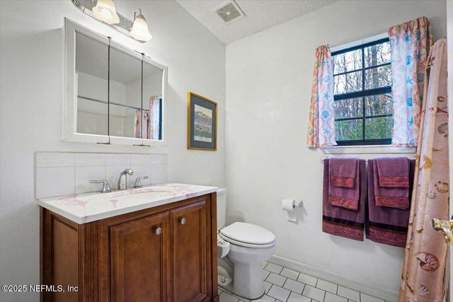 180 PIONEER Trail, Green Cove Springs, FL 32043