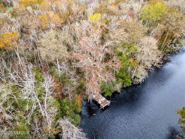 180 PIONEER Trail, Green Cove Springs, FL 32043