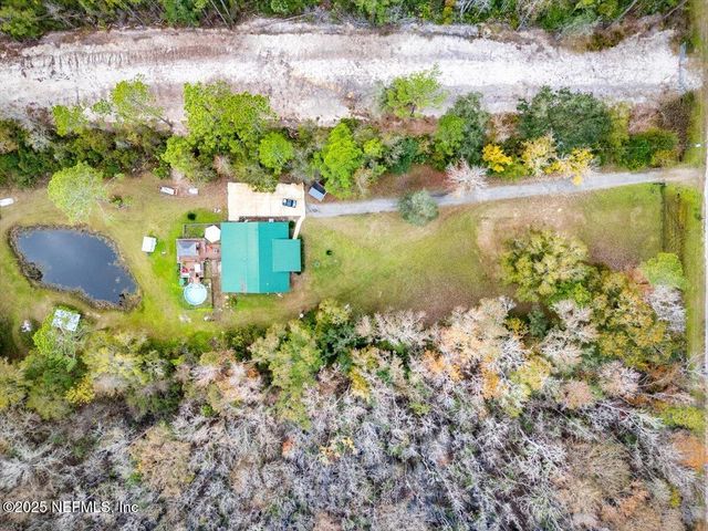 180 PIONEER Trail, Green Cove Springs, FL 32043