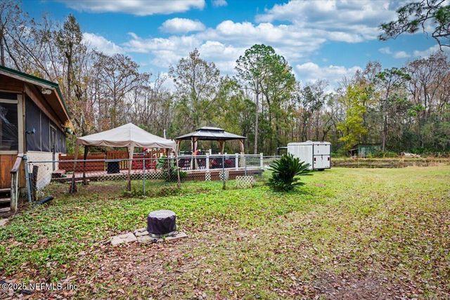 180 PIONEER Trail, Green Cove Springs, FL 32043