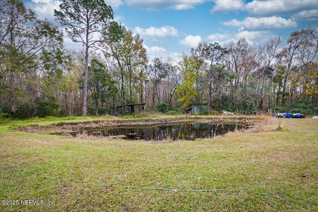 180 PIONEER Trail, Green Cove Springs, FL 32043