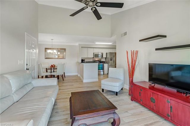 1265 Wildwood Lakes BLVD # 208, Naples, FL 34104