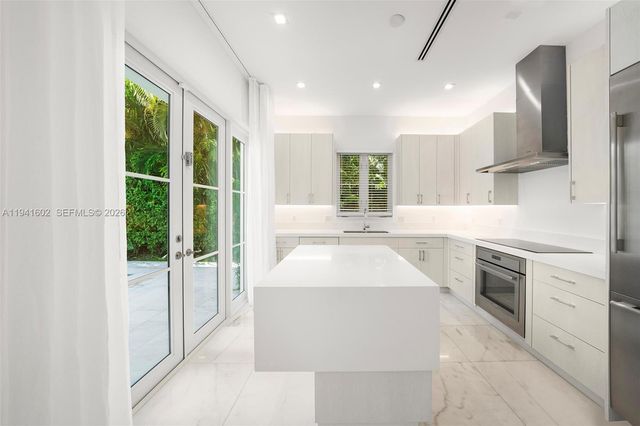 315 Santander Ave 311, Coral Gables, FL 33134