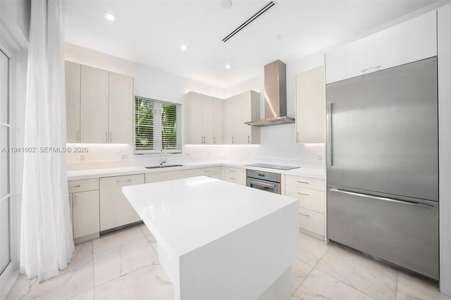 315 Santander Ave 311, Coral Gables, FL 33134