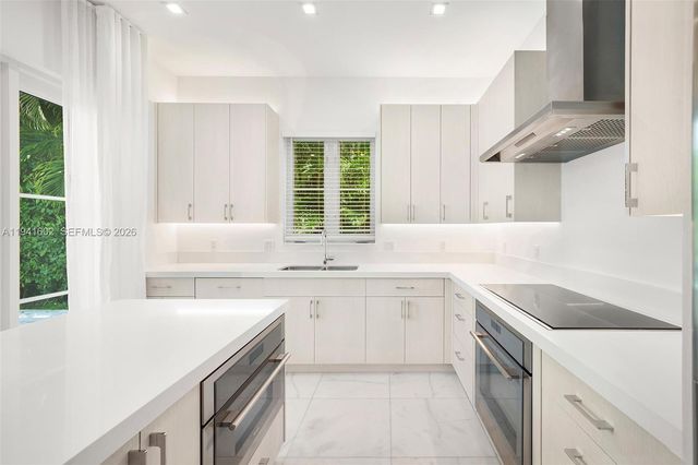 315 Santander Ave 311, Coral Gables, FL 33134