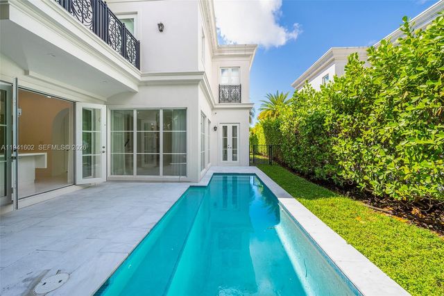 315 Santander Ave 311, Coral Gables, FL 33134