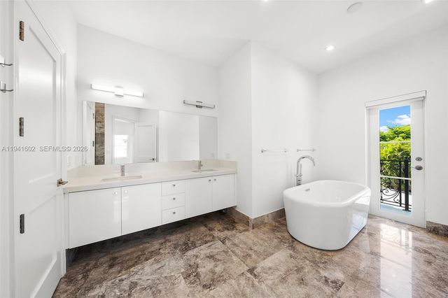 315 Santander Ave 311, Coral Gables, FL 33134