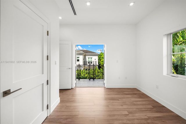 315 Santander Ave 311, Coral Gables, FL 33134