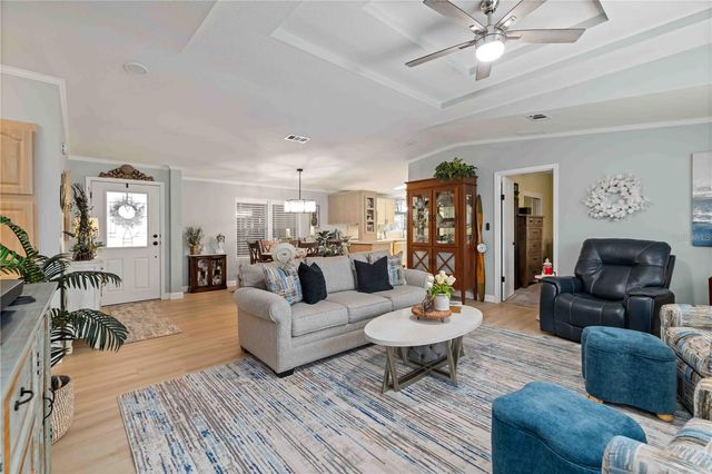 8521 COUNTESS AVENUE CIRCLE, Palmetto, FL 34221