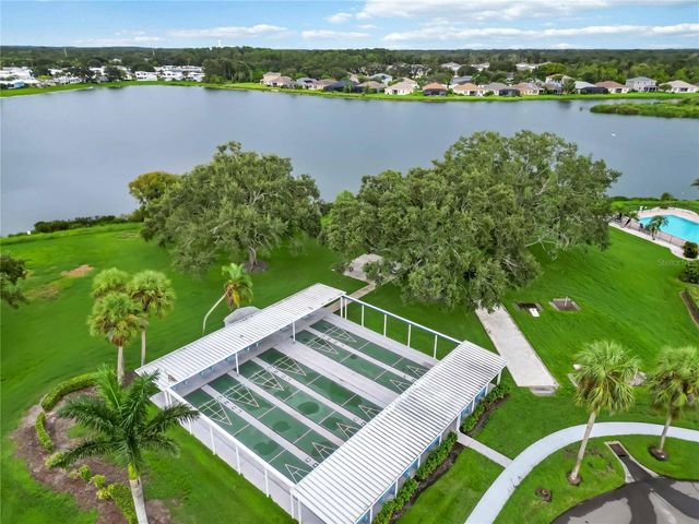 8521 COUNTESS AVENUE CIRCLE, Palmetto, FL 34221