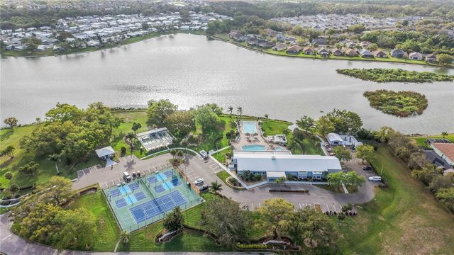 8521 COUNTESS AVENUE CIRCLE, Palmetto, FL 34221