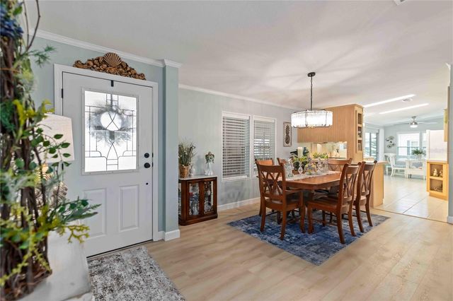 8521 COUNTESS AVENUE CIRCLE, Palmetto, FL 34221