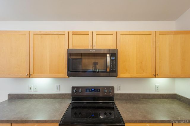 98 Bedles Court, South Lebanon, OH 45065