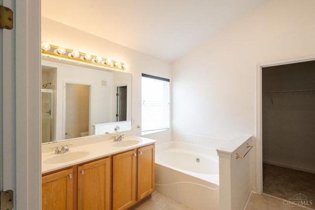 98 Bedles Court, South Lebanon, OH 45065