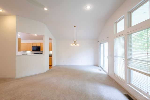 98 Bedles Court, South Lebanon, OH 45065