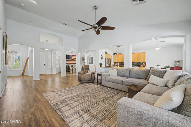 1748 E IRIS Drive, Chandler, AZ 85286