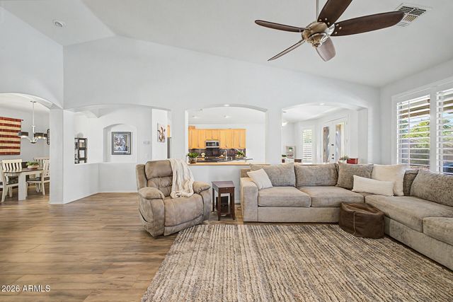 1748 E IRIS Drive, Chandler, AZ 85286