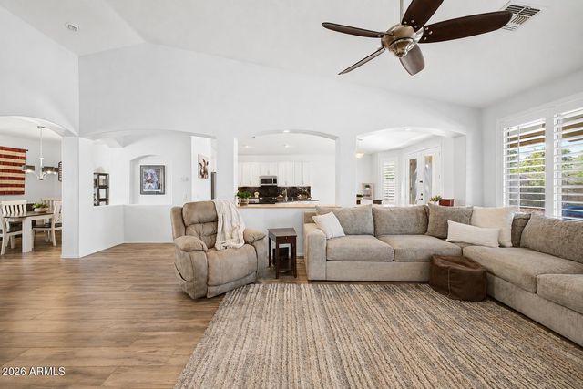 1748 E IRIS Drive, Chandler, AZ 85286
