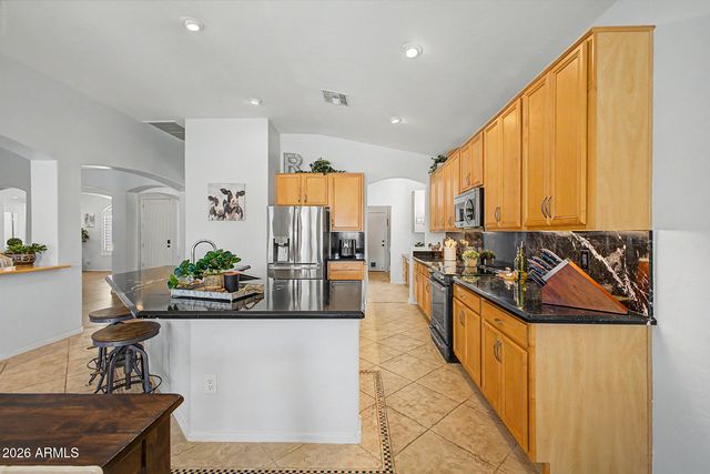 1748 E IRIS Drive, Chandler, AZ 85286