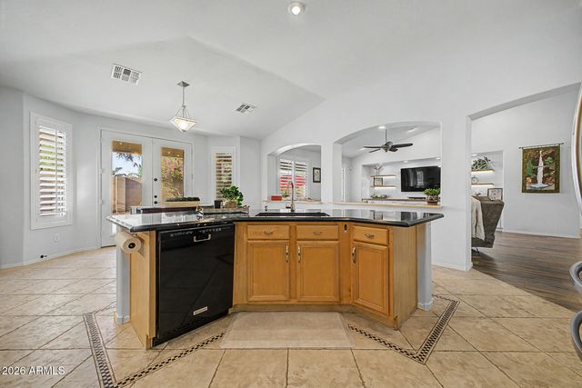 1748 E IRIS Drive, Chandler, AZ 85286